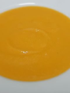 Una foto de Puré de verduras con pollo