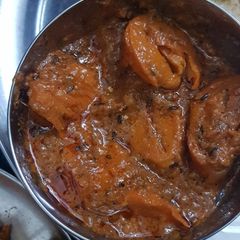 A picture of Soyabean gravy chaap.