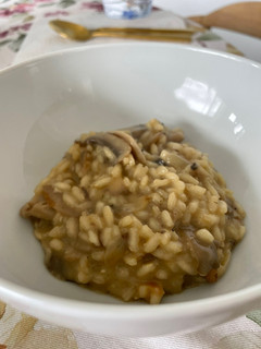 Una foto de Risotto setas y trufa