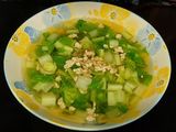 Canh cải xoăn nấu thịt sốt miso