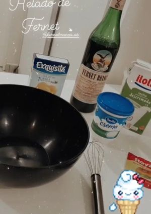 Una foto de Helado de fernet