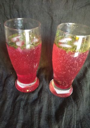 A picture of Rose mint mocktail.