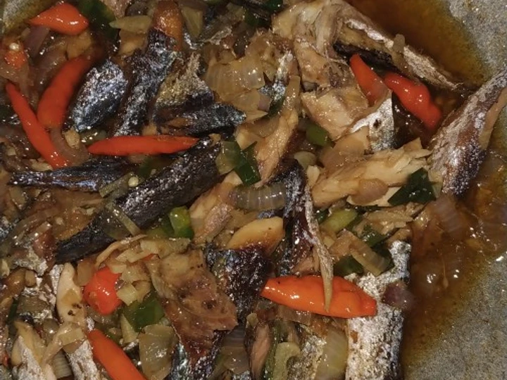 Cara Mudah Membikin Resep  Oseng pindang bumbu sarden yang Lezat, Enak Banget