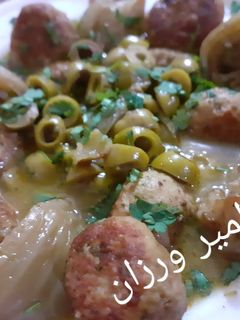 صورة لوصفة مرق الزيتون والبسباس وبولات دجاج 😋