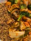 Sesame Teriyaki Chick’n Quinoa Bowl w/ Kimchi 𝓥𝓖 (𝙿𝚕𝚊𝚗𝚝 𝙱𝚊𝚜𝚎𝚍 𝙼𝚊𝚖𝚊𝚜🌿)