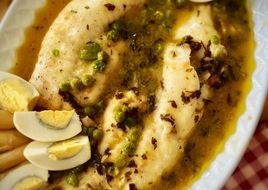 Merluza en salsa verde