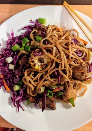 A picture of Pad Thai.