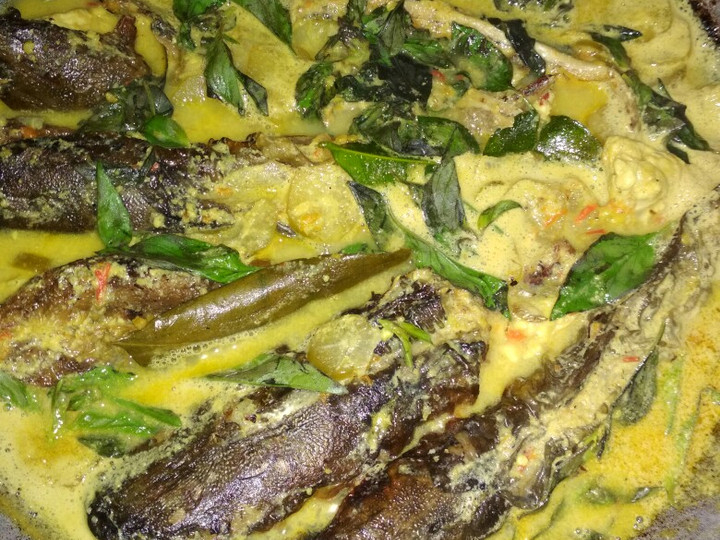 Langkah Mudah untuk Menyiapkan Lele asap bumbu rujak😋 Anti Gagal