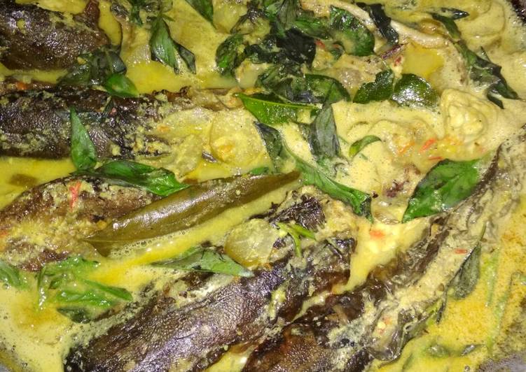 Resep Lele asap bumbu rujak😋 yang Enak