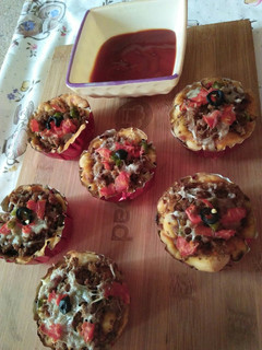 A picture of Mince Pizza Cups.
