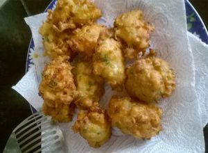 Una foto de Buñuelos de tallos de acelgas
