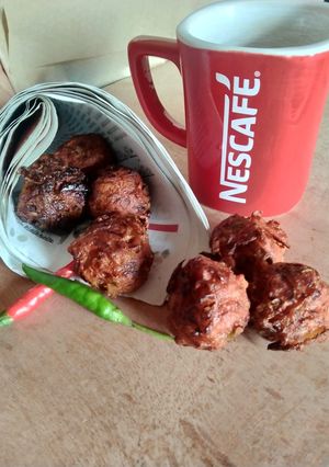 কড়াই অনিয়ন বন্ডা (kadai onion bonda recipe in bengali) রেসিপির প্রধান ছবি