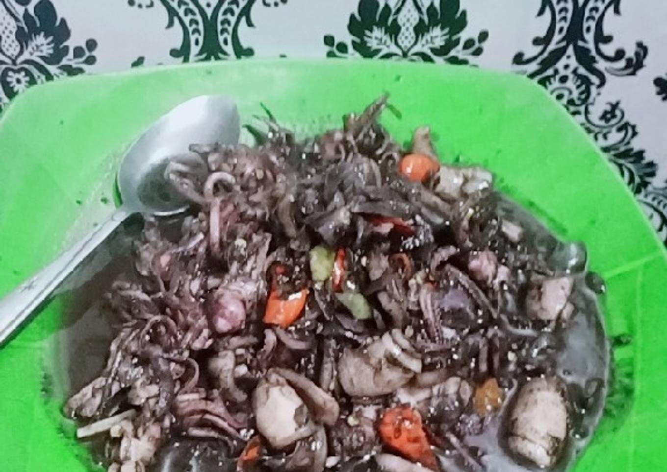 Cumi hitam manis dan pahit