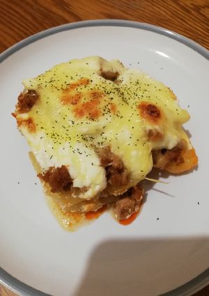 Húsos rakott burgonya recept fotója
