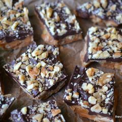 Walnut toffee A picture of Walnut toffee.