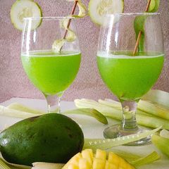 A picture of Chatpata Aam Panna / Kairi Kakdi panna.