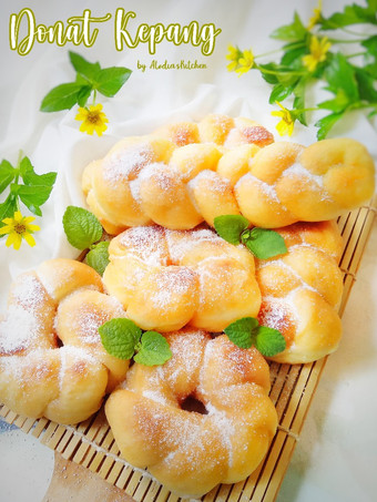 Bagaimana Membuat Donat Kepang (Metode autolysis) yang Lezat Sekali