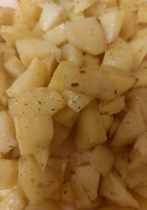 A picture of Greek Style Tasty Potatoes.