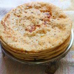 Spicy Butter Naan A picture of Spicy Butter Naan.