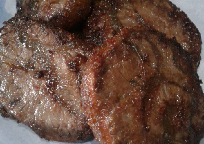 Bagaimana Menyiapkan Daging steak kisi sapi lembut kenyil2 Anti Gagal