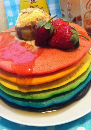 Foto resep Rainbow Pancakes dengan Madu dan Ice Cream
