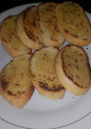 Foto resep Simple Garlic Bread