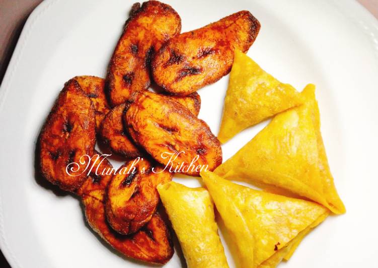 Steps to Prepare Homemade Fried plantain/ samosa