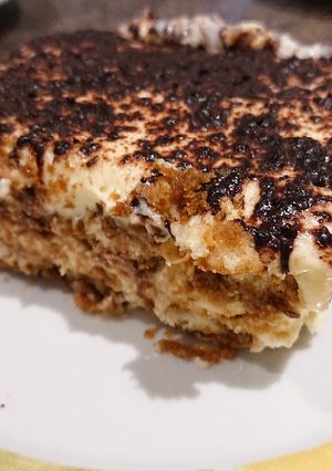 A picture of Tiramisu.