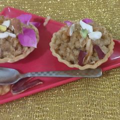 A picture of Apple halwa in Apple tart.