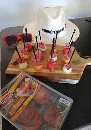 Une photo de Apero melon/pasteque/filet mignon