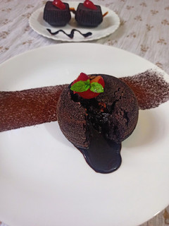 चॉको लावा केक (choco lava cake reicpe in Hindi) रेसिपी मुख्य फोटो