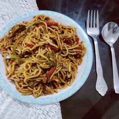 A picture of Schezwan Udon Noodles.