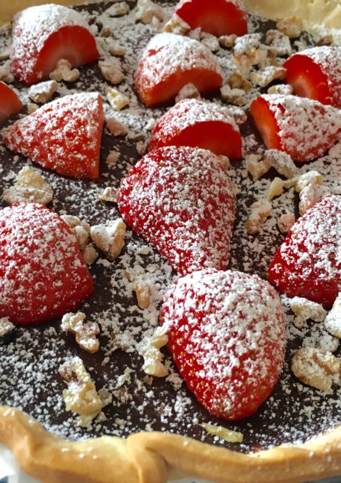 Una foto de Tarta fácil de chocolate y masa brisa