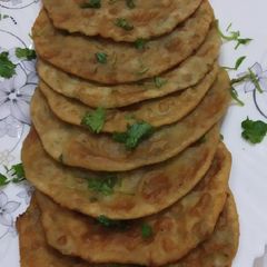 A picture of Aloo ka paratha.