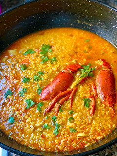 Una foto de Arroz meloso de bogavante