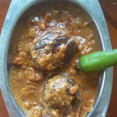 A picture of Sesame seed and groundnut brinjal gravy.