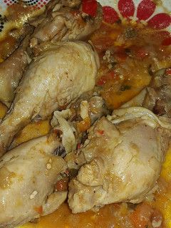 Una foto de Pollo en salsa