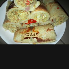 A picture of Stuffed pancake.