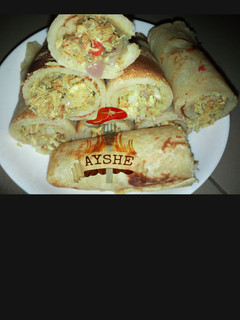 A picture of Stuffed pancake.