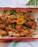 Đậu bắp chua ngọt trộn thịt rang
