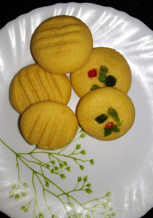 A picture of Eggless Custard Cookies.