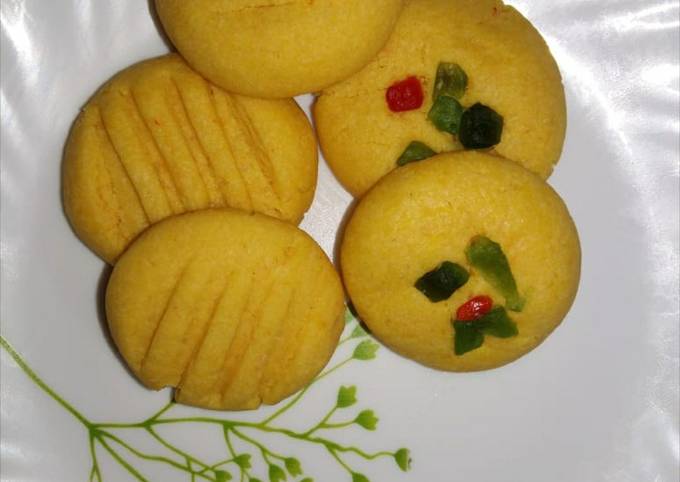 Eggless Custard Cookies