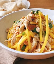 bánh phồng tôm lò vi sóng