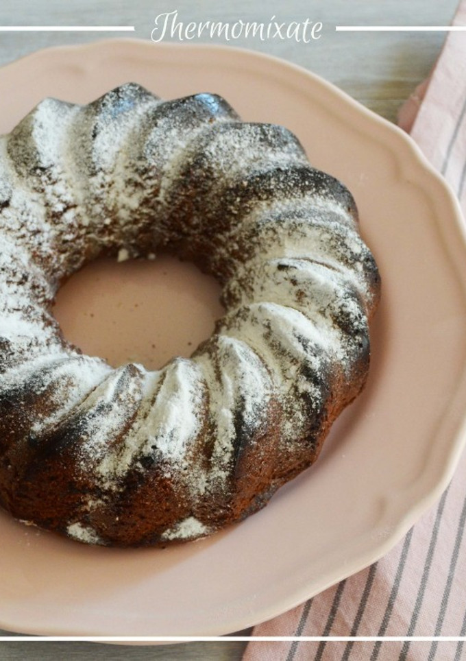 Una foto de Bizcocho de galletas y chocolate sin gluten con Thermomix