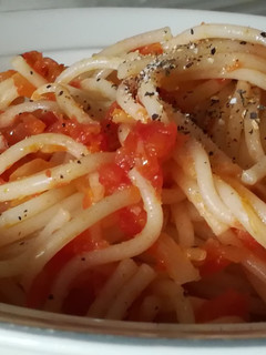 Una foto de Espaguetis Rojo (con Tomate)