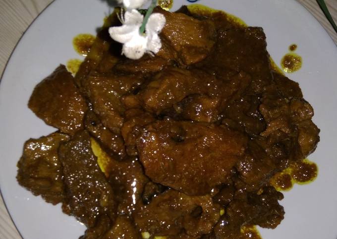 Daging sapi masak kecap