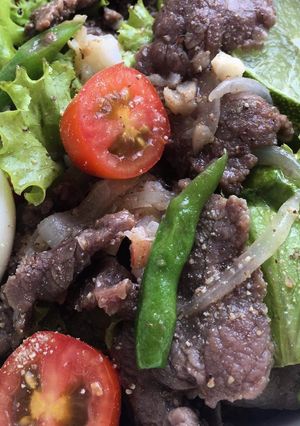 Hình của món Salad thịt bò, tôm.