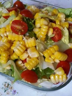 Hình của món Salad trộn dầu giấm.