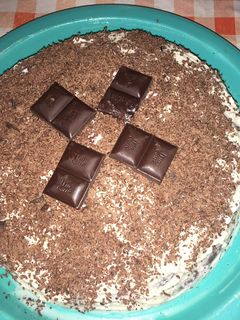 Fehér csokikrémes csokitorta recept fotója