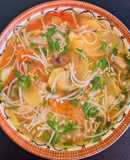 Canh chua nấm kim châm